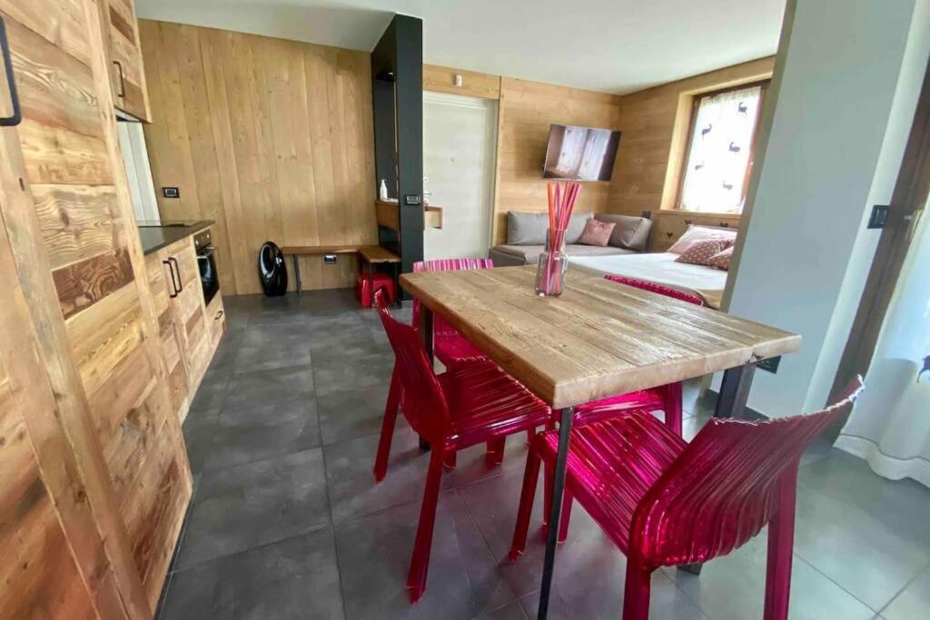 La Petite Maison D'Erika Aosta Eksteriør billede