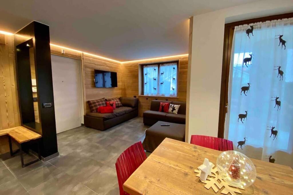 La Petite Maison D'Erika Aosta Eksteriør billede